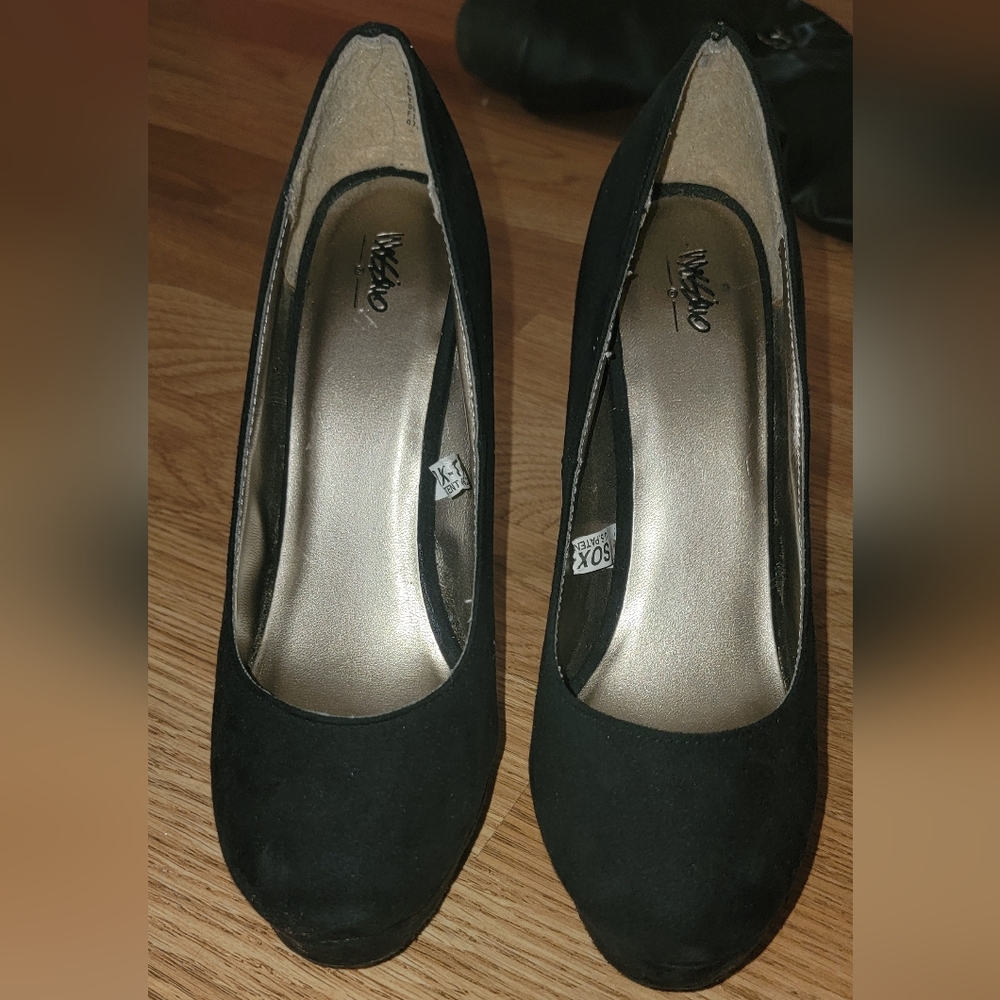 Black platform heels